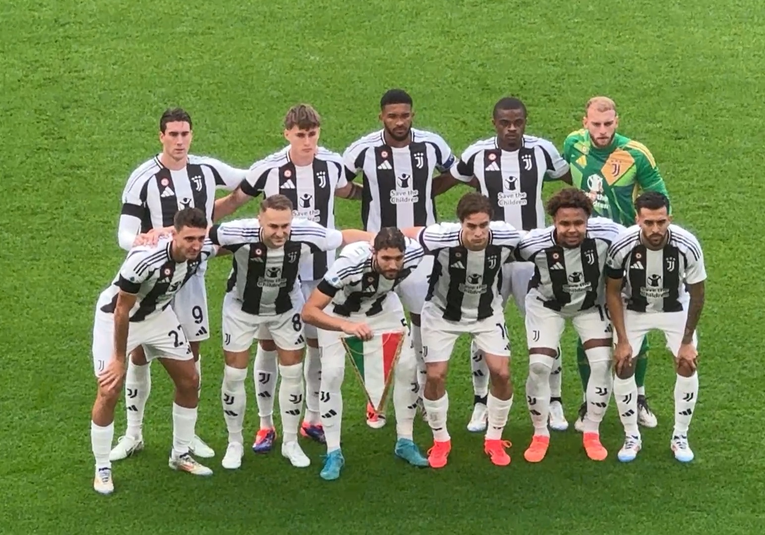 曼联青训小将登场亮相