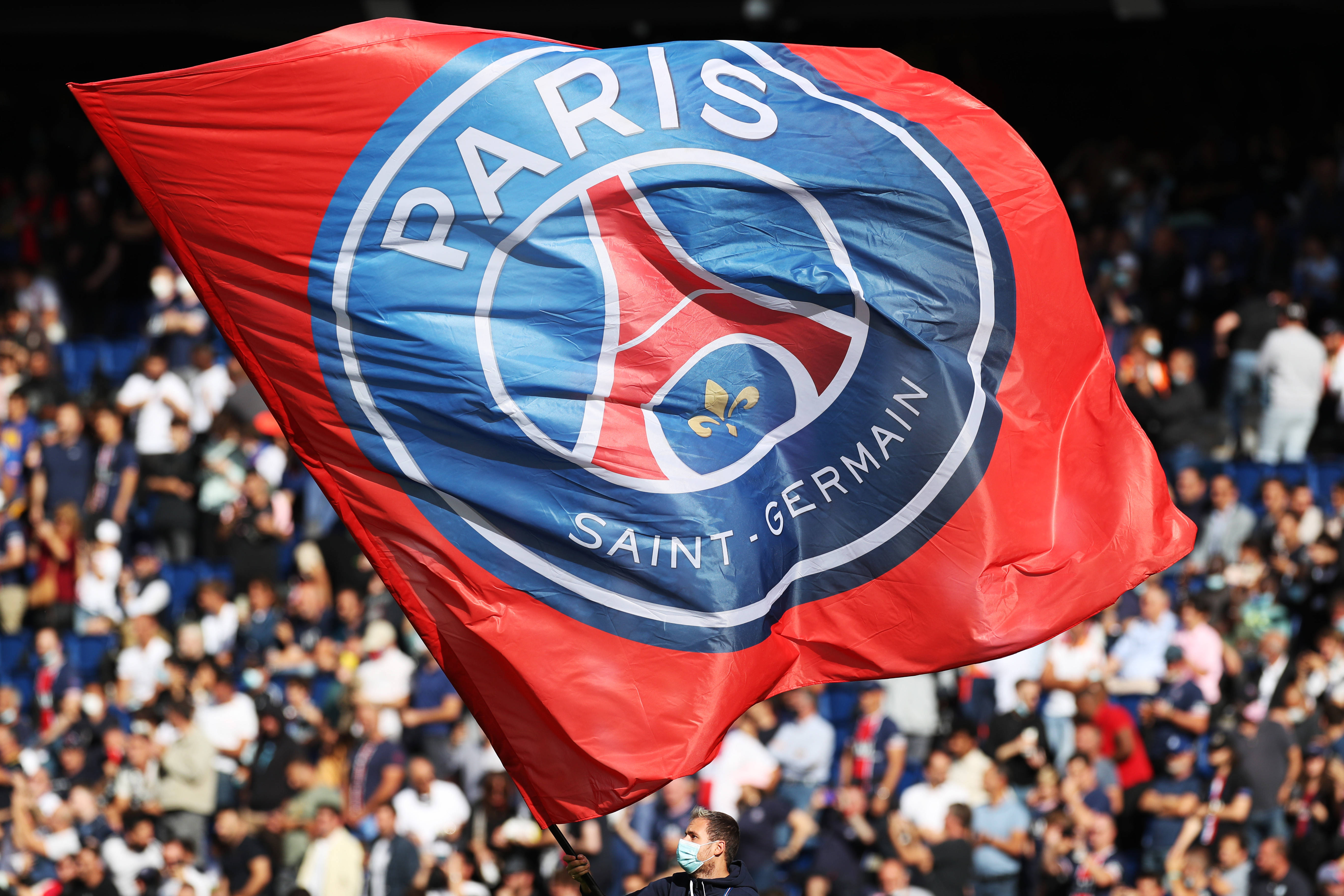 离大谱了！ 范戴克你退个锤子的退啊！利物浦1：1桑德兰！ 主队信仰只为英超