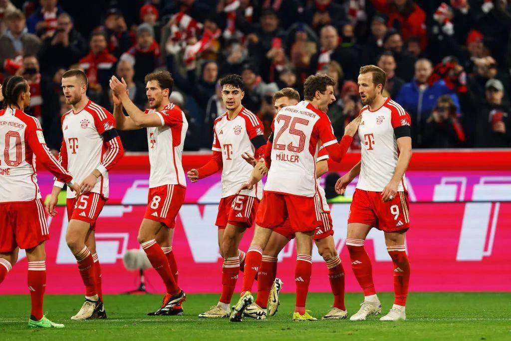 记者：阿连德本赛季美职联19球，迈阿密国际希望将其买断